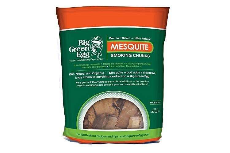Big Green Egg ® Mesquite Wood Chunks
