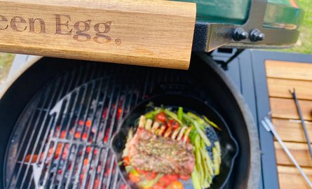 Gebruik je Big Greeg Egg voor een complete diner
