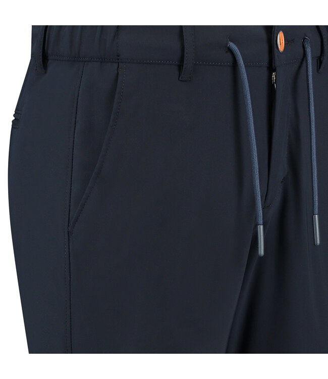 slim fit travel chino marine