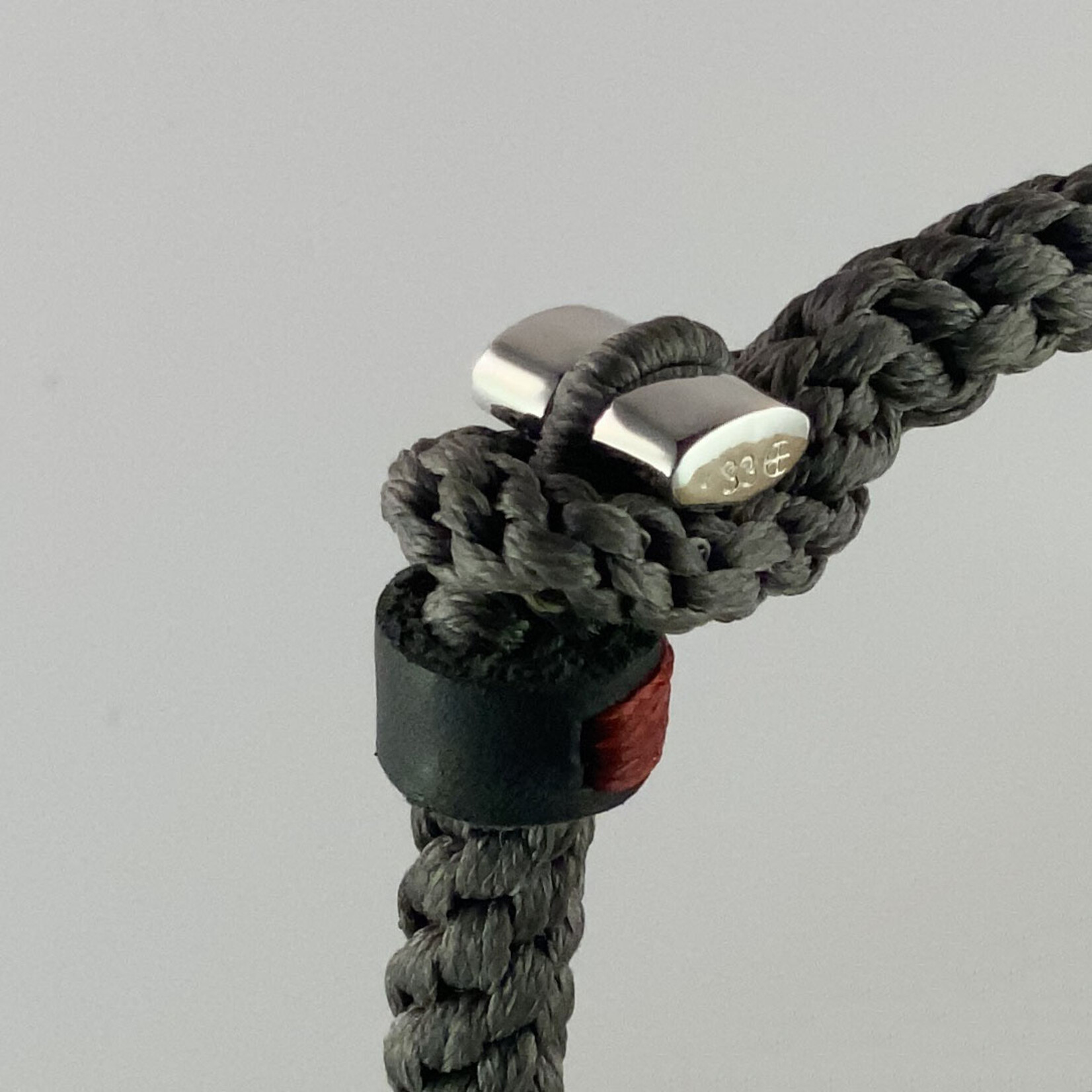 Brahman Bracelets Viper armband titanium grijs