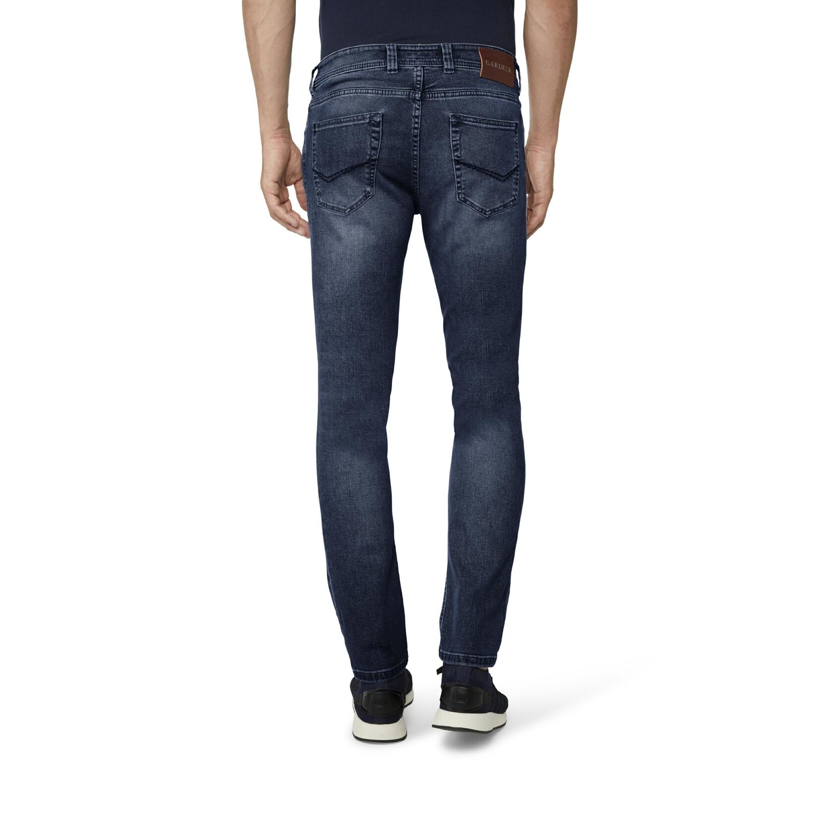 Gardeur Sandro slim jeans donkerblauw 470731-169