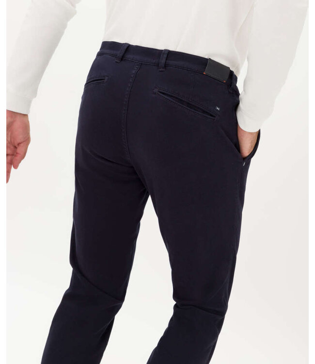 Silvio modern fit chino marine