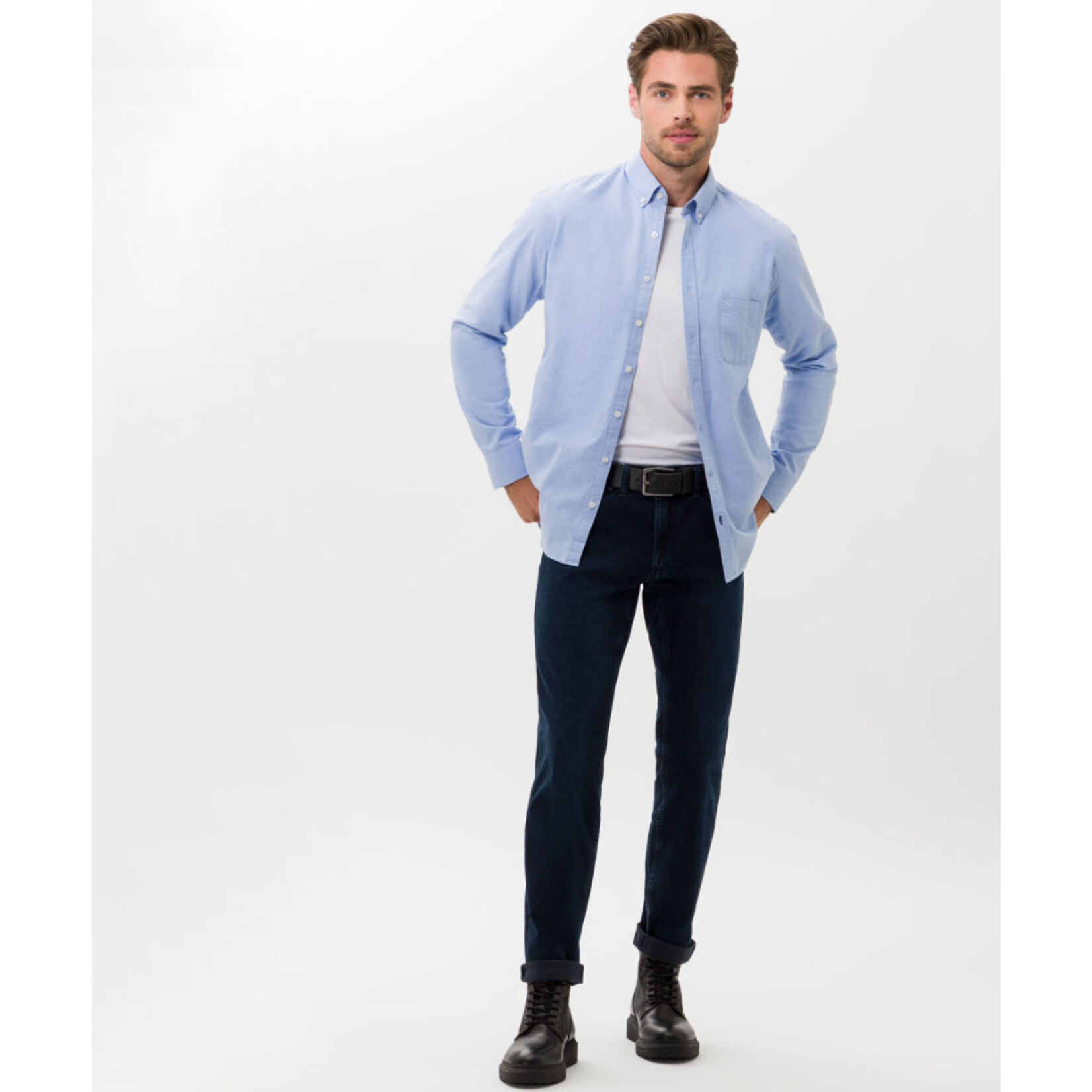 Brax Chuck modern fit jeans donkerblauw