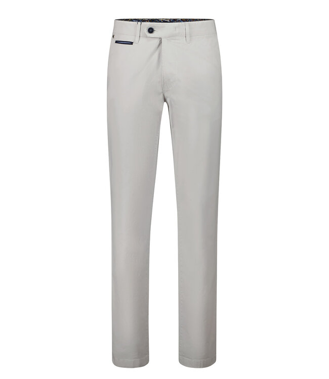 Benny-3 modern fit zomer chino krijt