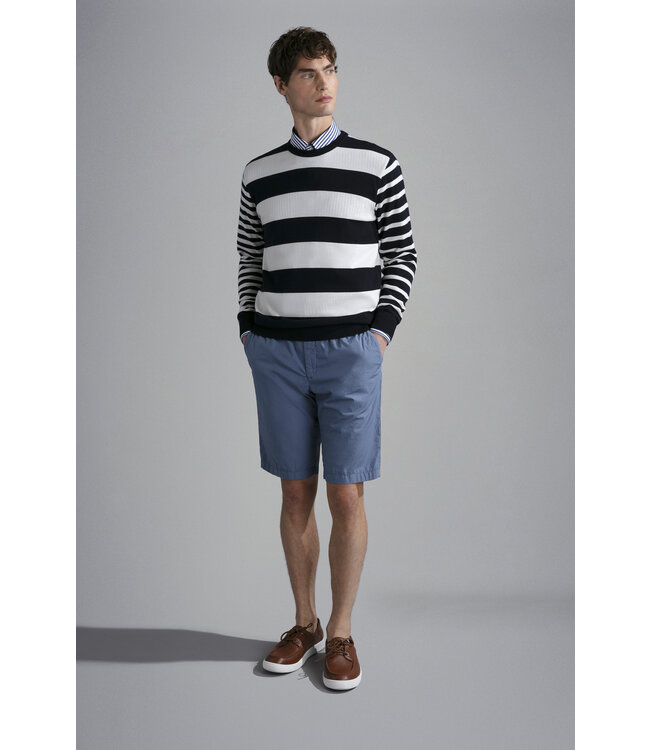 wollen trui met gestreept patroon