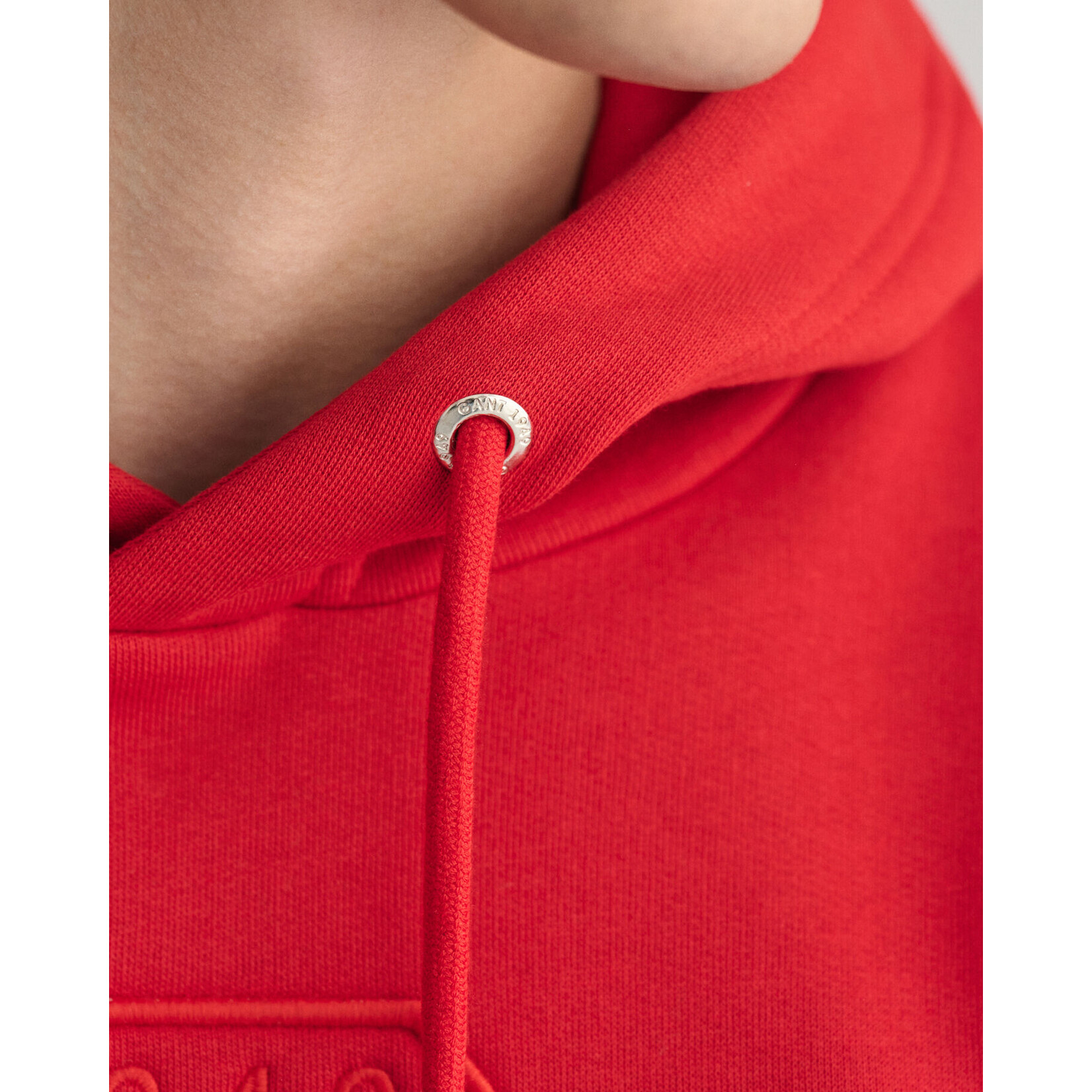 GANT tonal shield hoodie rood