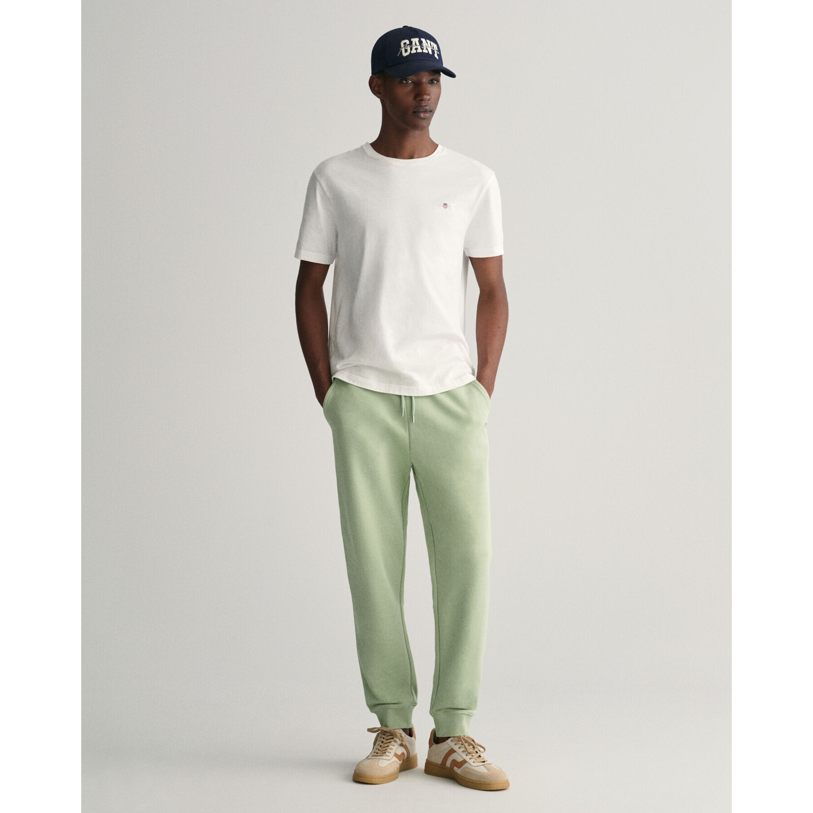 GANT shield joggingbroek matcha groen