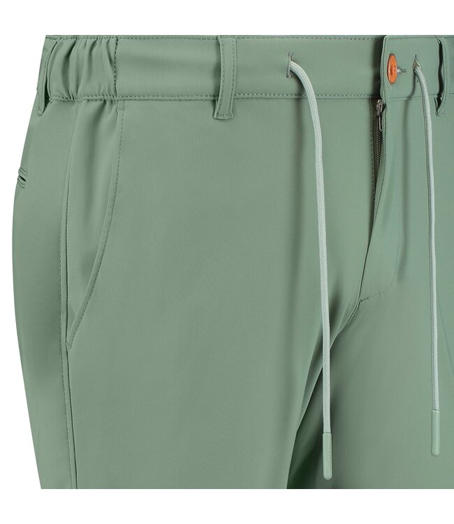 travel short pistache