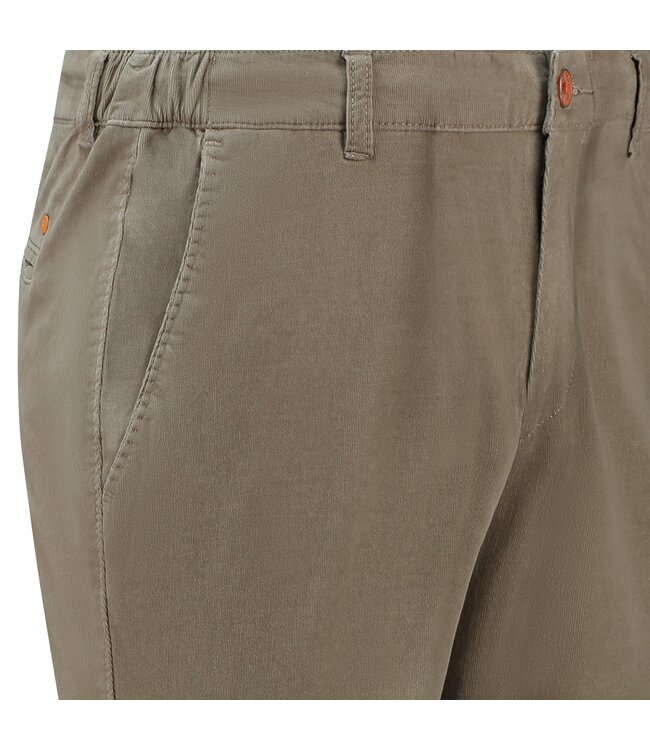 slim fit winter chino cord beige