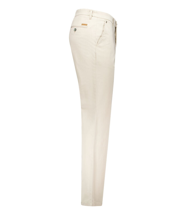Bobby modern fit zomer chino kit