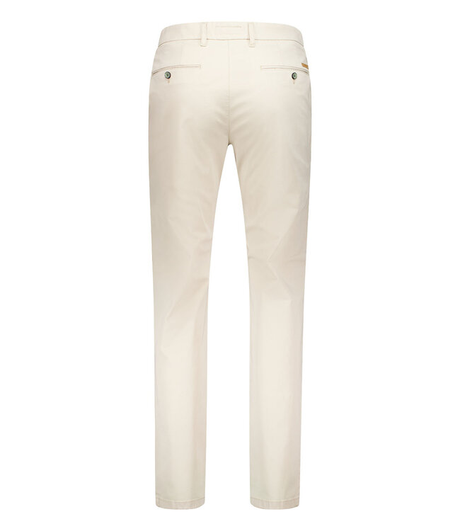 Bobby modern fit zomer chino kit