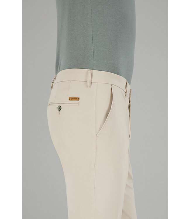 Bobby modern fit zomer chino kit