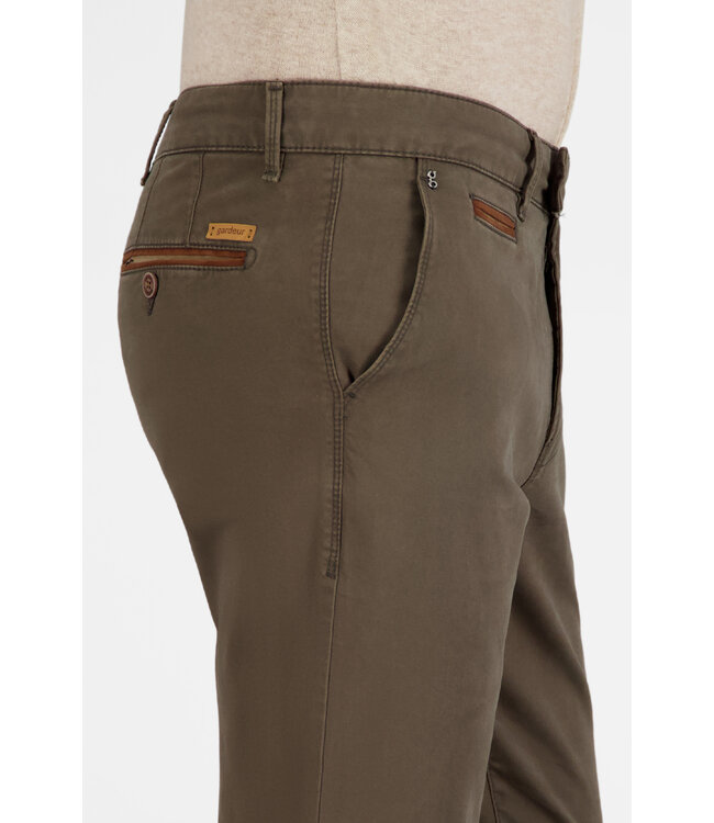 Benny-3 modern fit winter chino groen