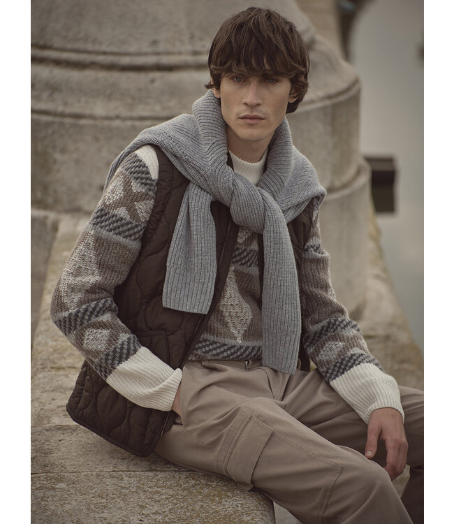 ronde hals trui bruin print