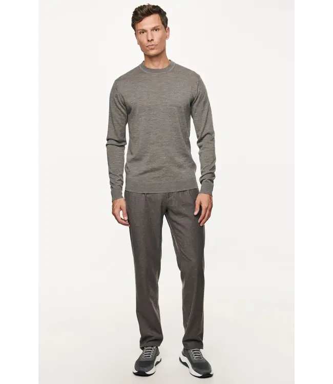 ronde hals trui bruin