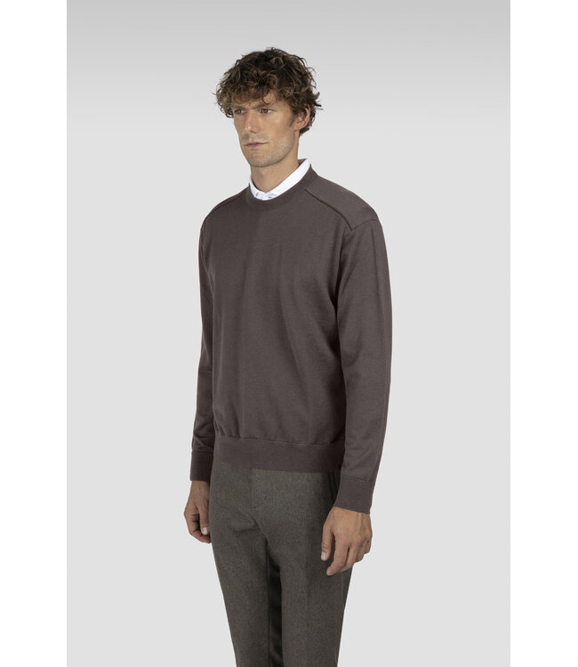 ronde hals trui bruin