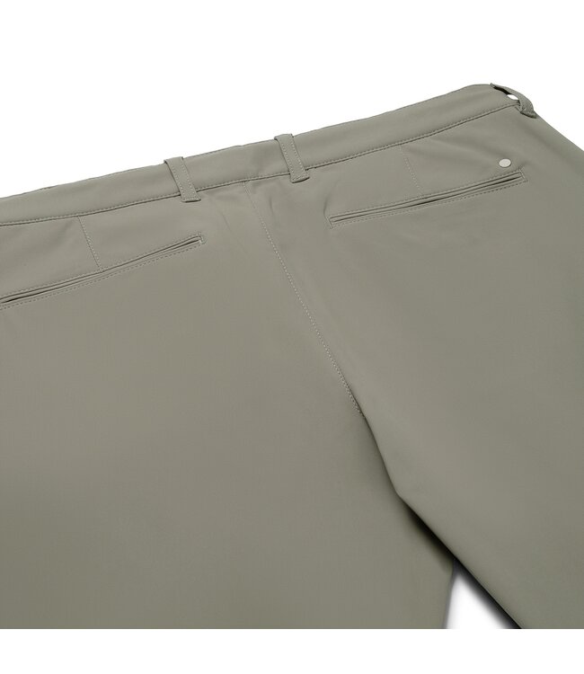 sensitive travel chino sea green