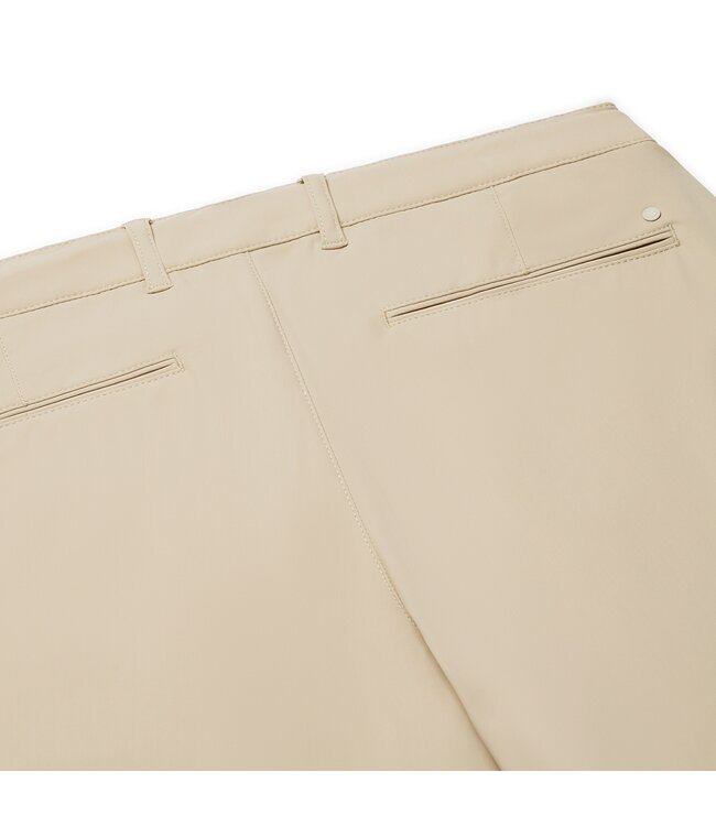 sensitive travel chino light sand