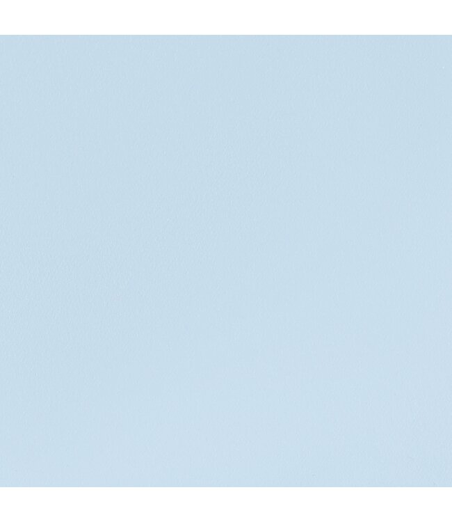 travel shorts light blue