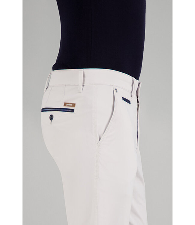 Benny-3 modern fit zomer chino krijt