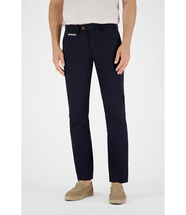 Benny-3 zomerchino marine