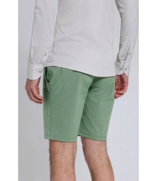 travel short pistache