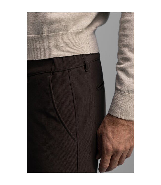 bonded sensitive travel chino bruin