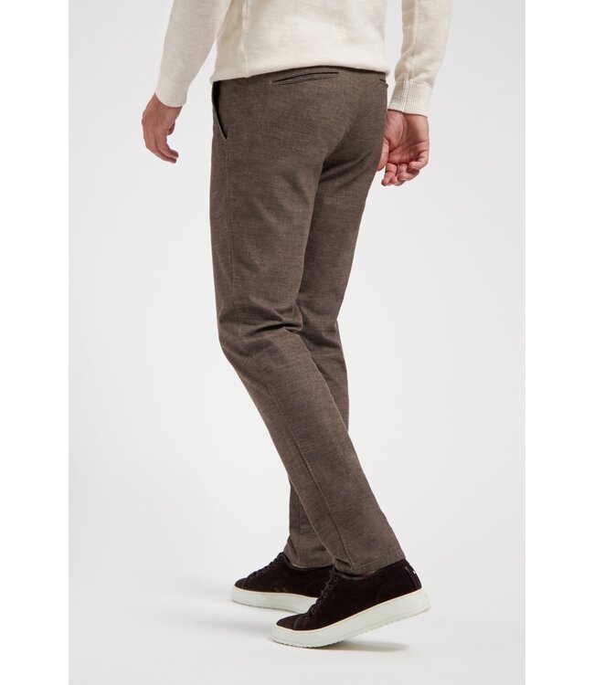 chino wol look bruin