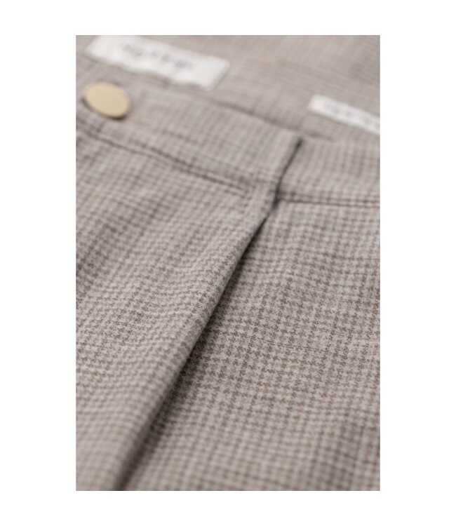pleated chino beige print