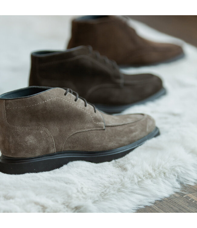 lage suède boot crocodile
