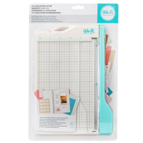 We R Memory Keepers We R Memory Keepers Tool Mini Guillotine Cutter