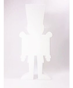 Piepschuim Notenkraker klein 12x5x2 cm. per stuk