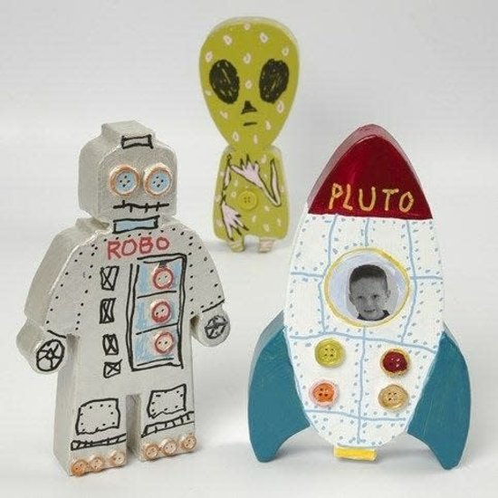 Creotime Kartonnen 3D Figuur Alien 18  cm. hoog 2,5 cm. dik
