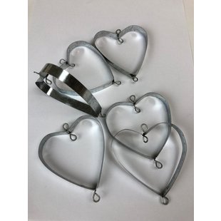 Metalen hart 7x7 cm. 6 st.