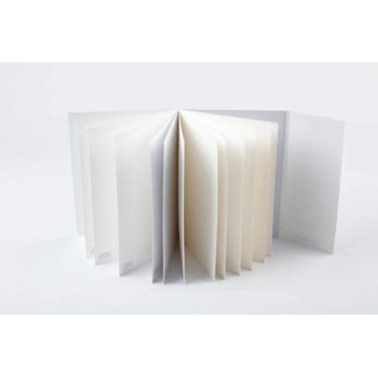 Clairefontaine Aqua Essentials, gelijmd blok met 12 verschillende aquarelpapieren 18x24 cm, 12 vellen 200g-300g