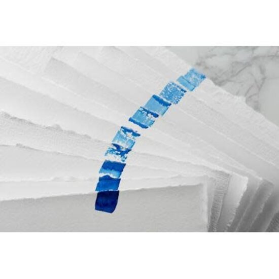 Clairefontaine Aqua Essentials, gelijmd blok met 12 verschillende aquarelpapieren 18x24 cm, 12 vellen 200g-300g