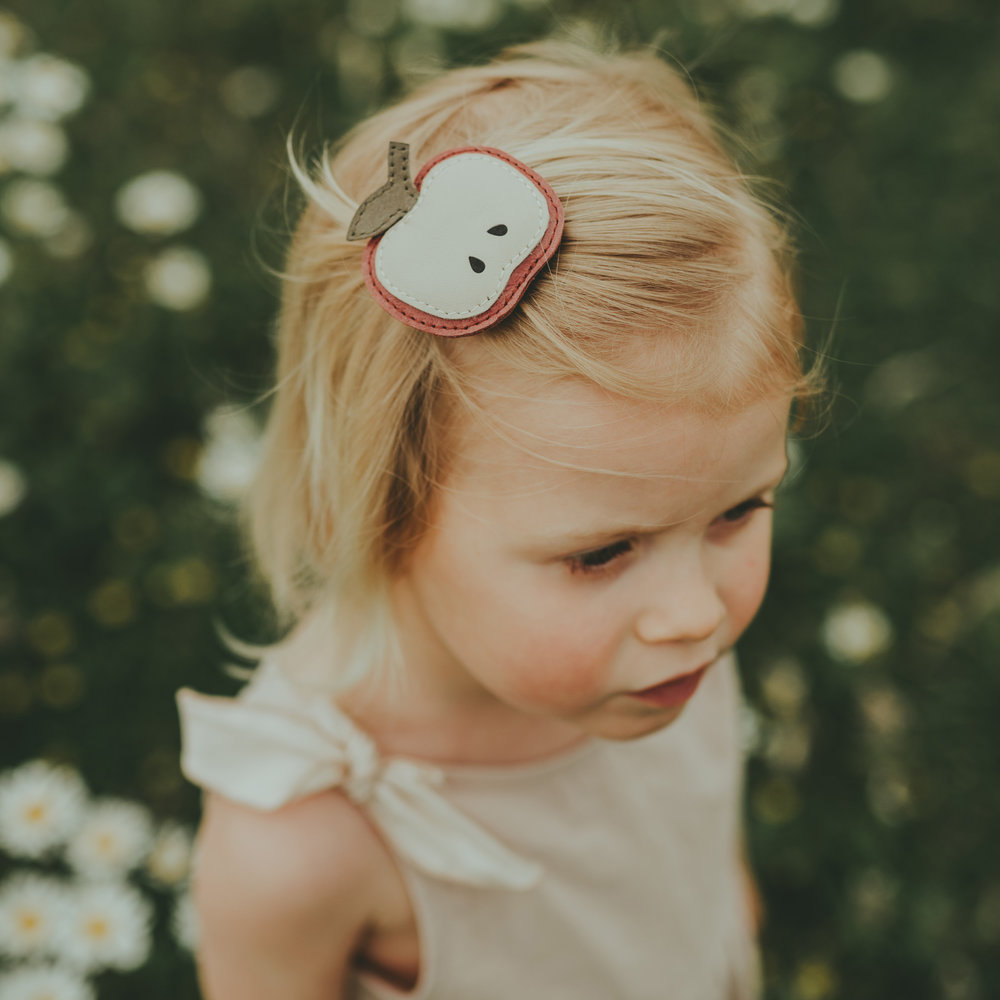 Donsje Amsterdam Donsje Amsterdam | Nanoe Fruit Hairclip | Apple | Scarlet Classic Leather