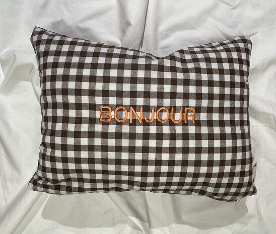 Atelier Pomme Atelier Pomme | CUSHION: CHECKED IN |BETTER BROWNIE 30 X 40 | Bonjour Atelier Pomme Atelier Pomme | CUSHION: CHECKED IN |BETTER BROWNIE 30 X 40 | Bonjour
