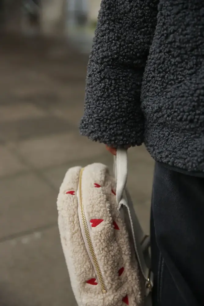 Studio Noos Studio Noos | Ecru Teddy Hearts | Midi Backpack with Front Pocket