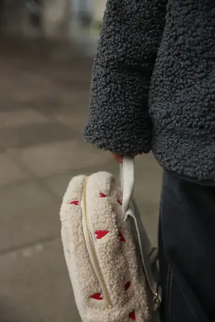 Studio Noos Studio Noos | Ecru Teddy Hearts | Midi Backpack with Front Pocket