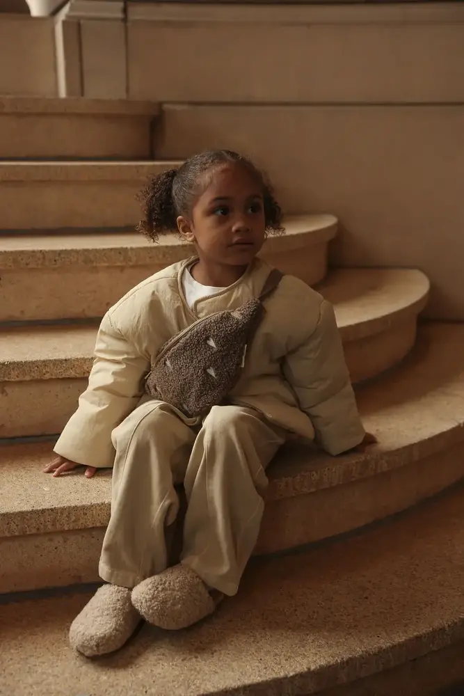 Studio Noos Studio Noos | Brown Teddy Hearts | Mini Fanny Pack