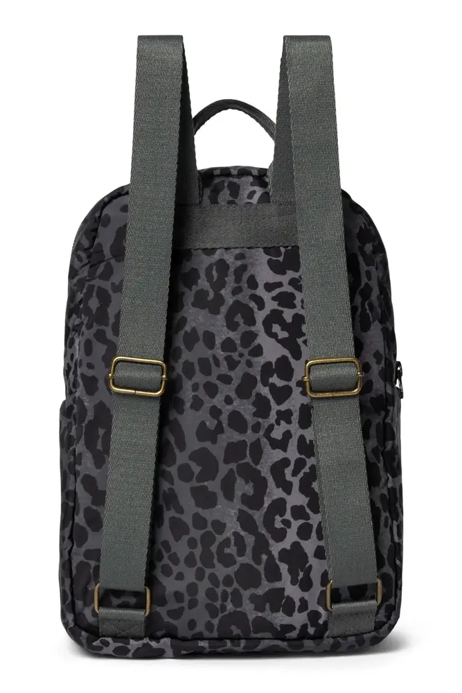 Studio Noos Studio Noos | Antra Leopard Puffy | Midi Backpack with front pocket Studio Noos Studio Noos | Antra Leopard Puffy | Midi Backpack with front pocket
