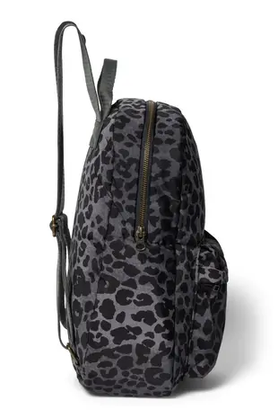 Studio Noos Studio Noos | Antra Leopard Puffy | Midi Backpack with front pocket Studio Noos Studio Noos | Antra Leopard Puffy | Midi Backpack with front pocket