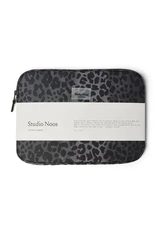 Studio Noos Studio Noos | Antra Leopard Puffy Laptop Sleeve | 13 INCH