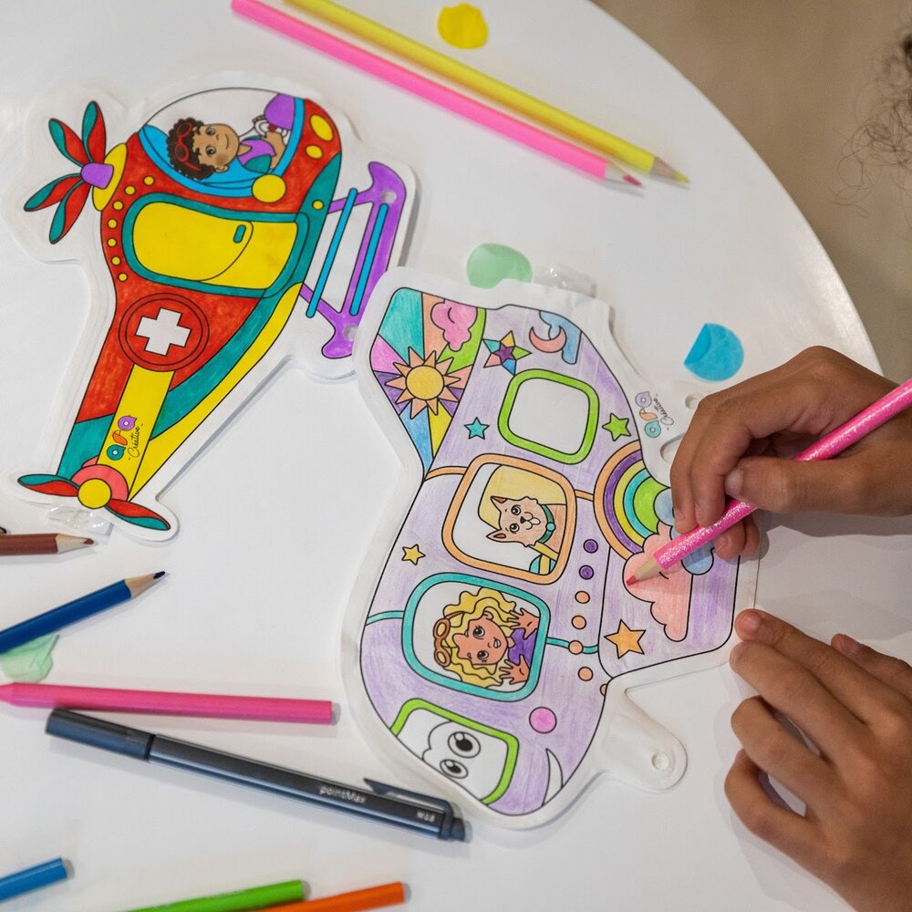 Ara creative Ara Creative | Opblaasbare kleurplaten Helicopter & Vliegtuig met wielen Ara creative Ara Creative | Opblaasbare kleurplaten Helicopter & Vliegtuig met wielen