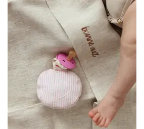 Atelier Pomme Atelier Pomme | Pacifier Cloth | Pomme | Lovely Linen | Pinky Promise Atelier Pomme Atelier Pomme | Pacifier Cloth | Pomme | Lovely Linen | Pinky Promise