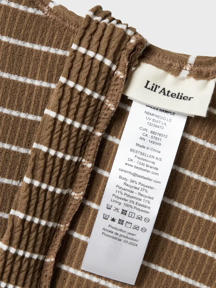 Lil ' Atelier Lil'Atelier | NBMFREDO LS UV SUIT LIL | Shitake Lil ' Atelier Lil'Atelier | NBMFREDO LS UV SUIT LIL | Shitake