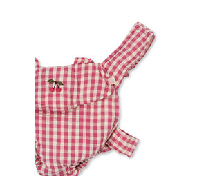 Konges Sløjd Konges Sløjd | Doll Carrier | Bubblegum Check Konges Sløjd Konges Sløjd | Doll Carrier | Bubblegum Check