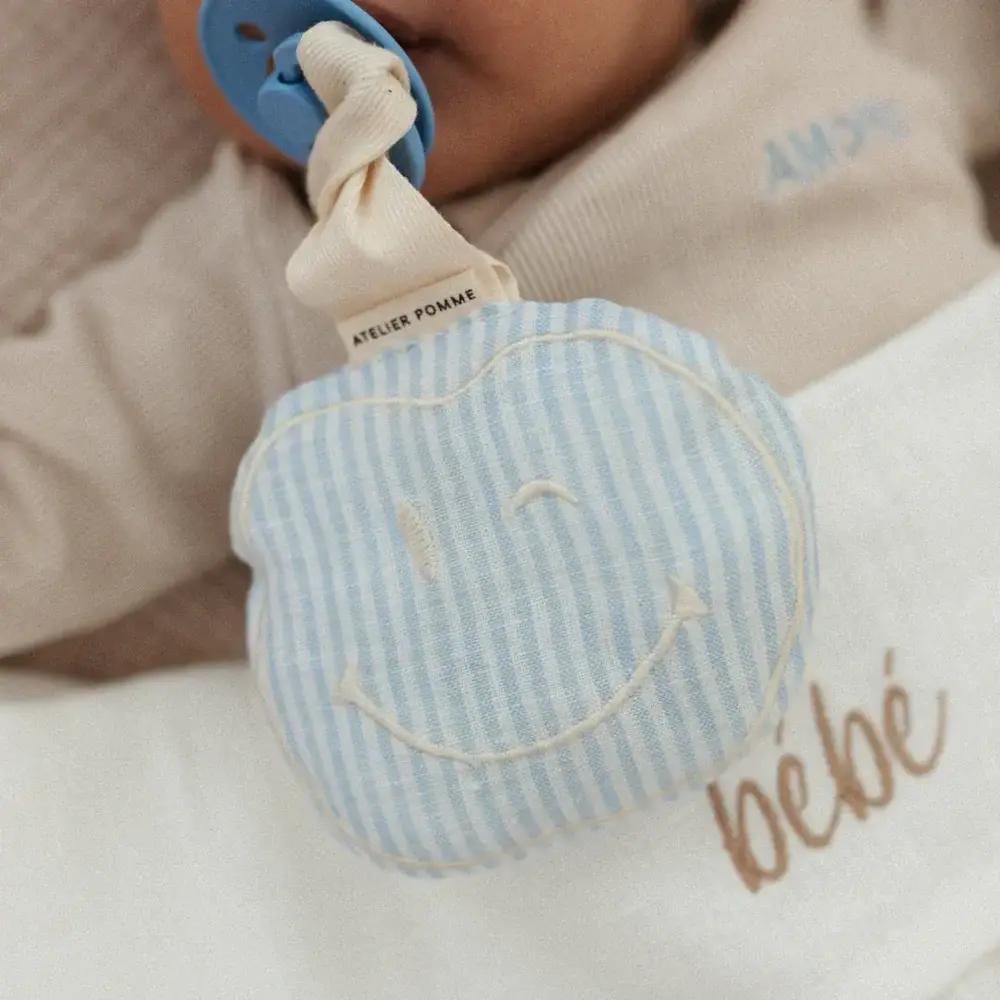 Atelier Pomme Atelier Pomme | Pacifier Cloth | Pomme | Lovely linen | Dreamy blue Atelier Pomme Atelier Pomme | Pacifier Cloth | Pomme | Lovely linen | Dreamy blue