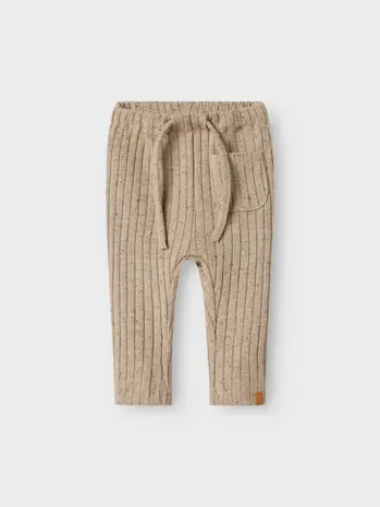 Lil ' Atelier Lil ' Atelier | NBMOMILO NREG PANT LIL | Pure Cashmere Lil ' Atelier Lil ' Atelier | NBMOMILO NREG PANT LIL | Pure Cashmere